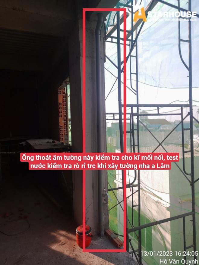 Test nước kiểm rò rỉ ống âm tường