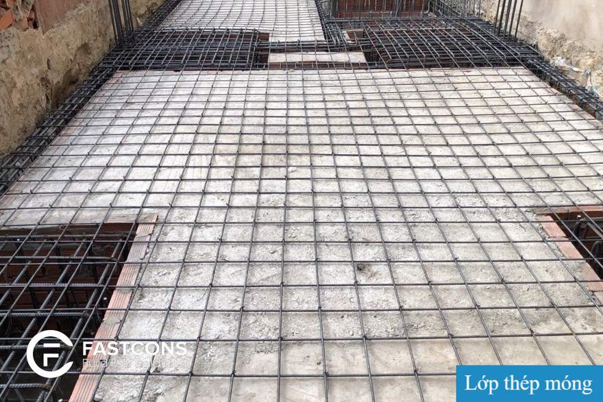 Thép đài móng và giằng móng trước khi đổ bê tông