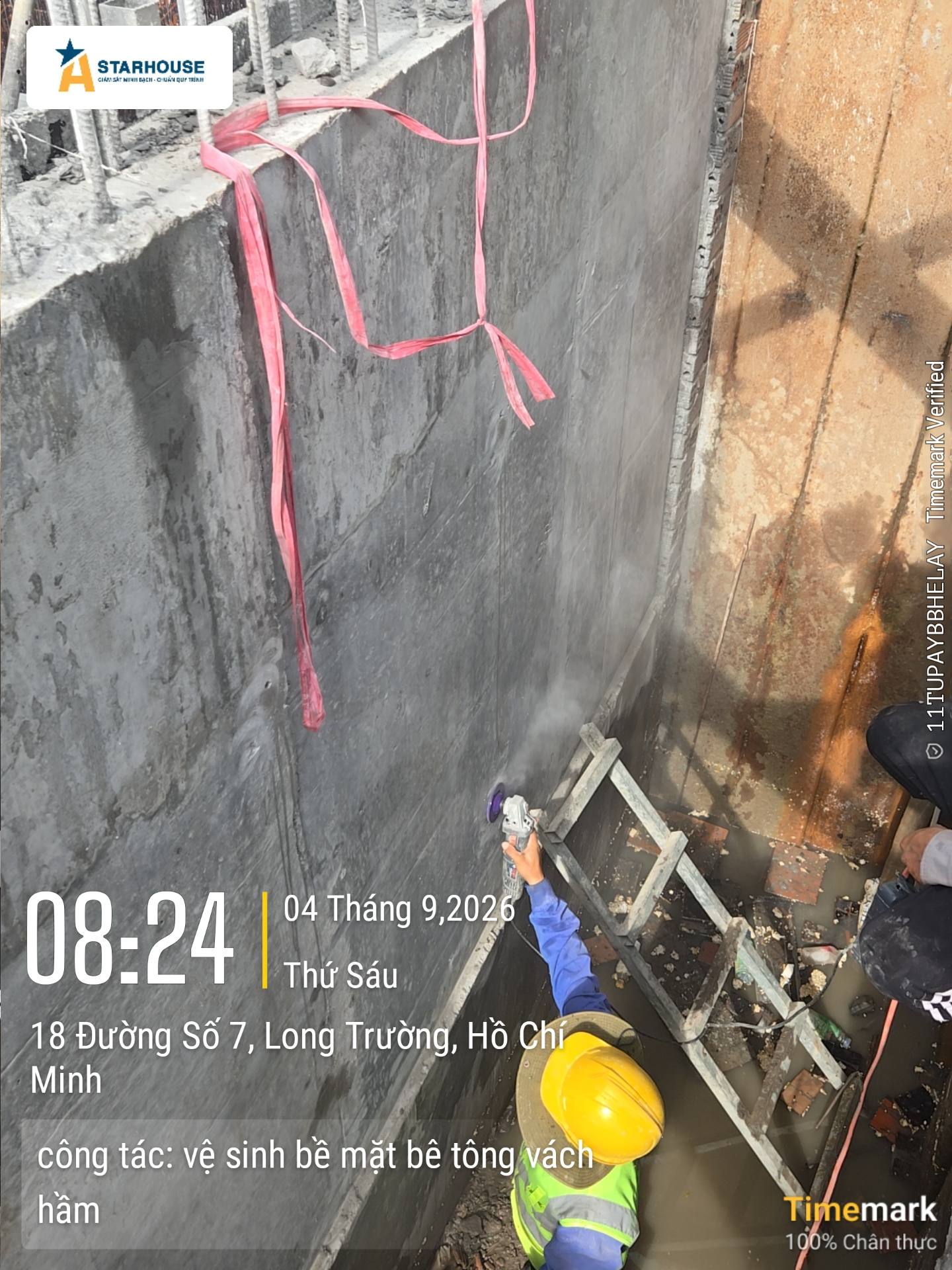 Vệ sinh bề mặt bê tông vách hầm