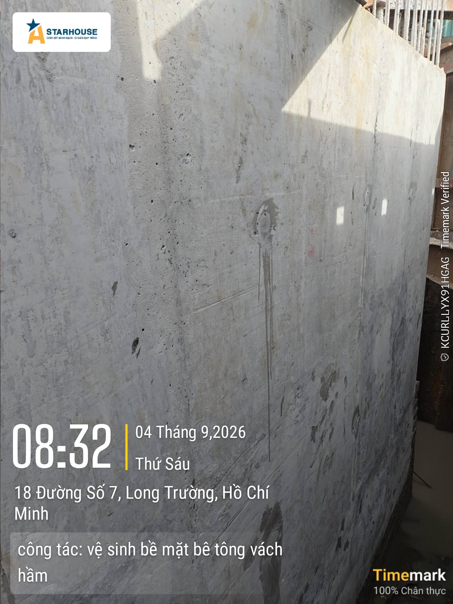 Vệ sinh bề mặt bê tông vách
