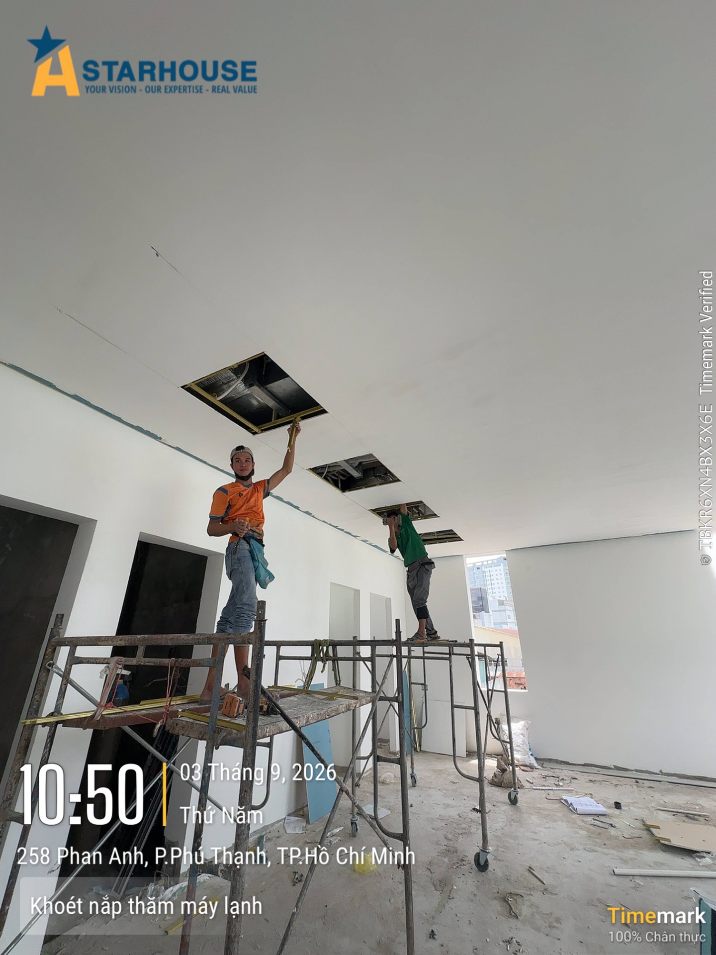 Khoét nắp thăm máy lạnh