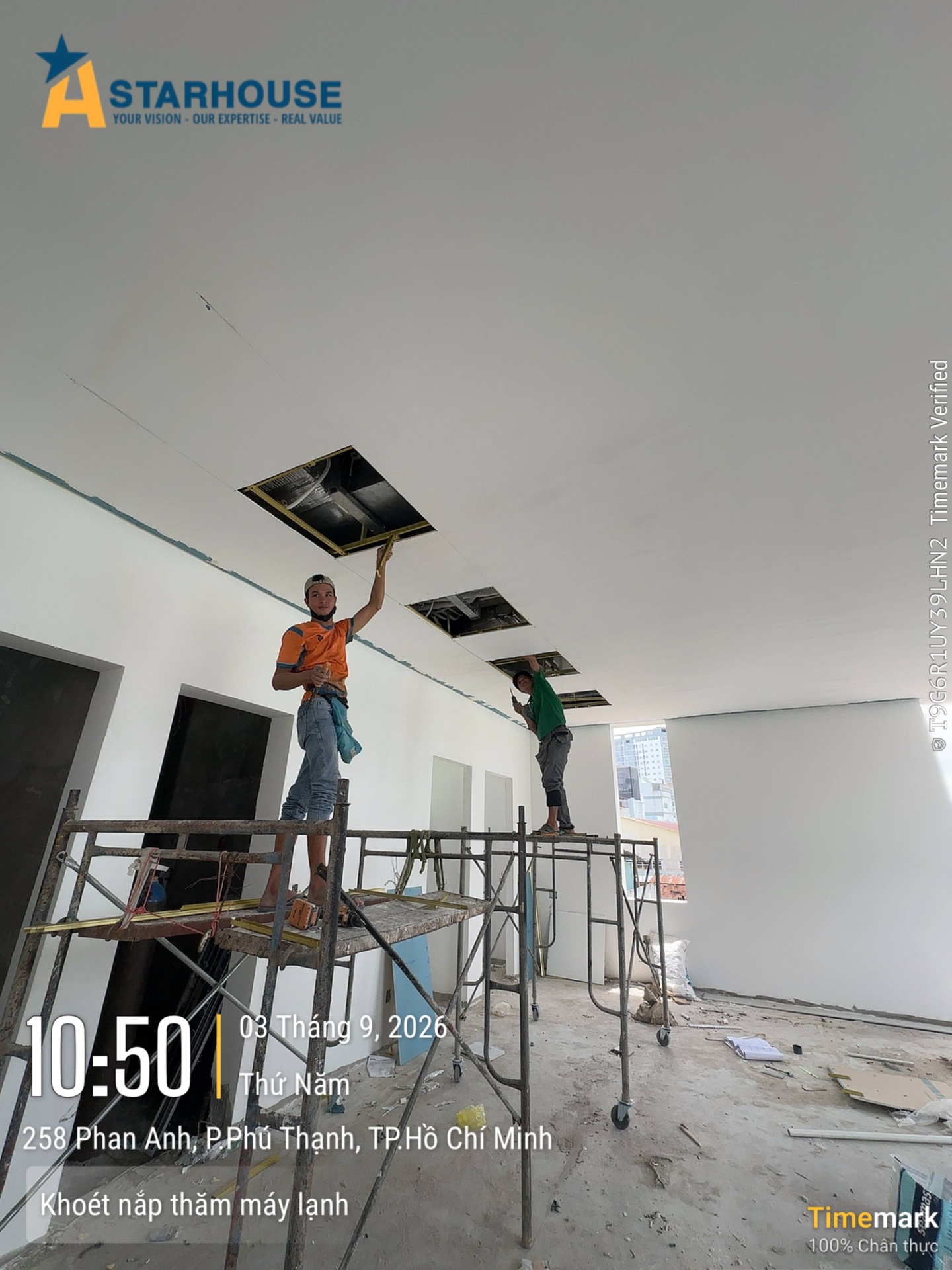 Khoét nắp thăm máy lạnh